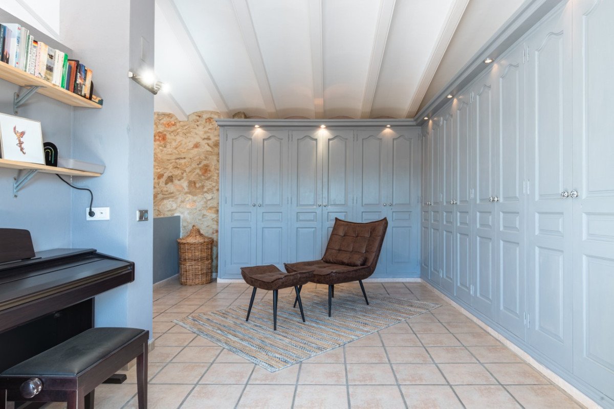 Property 25