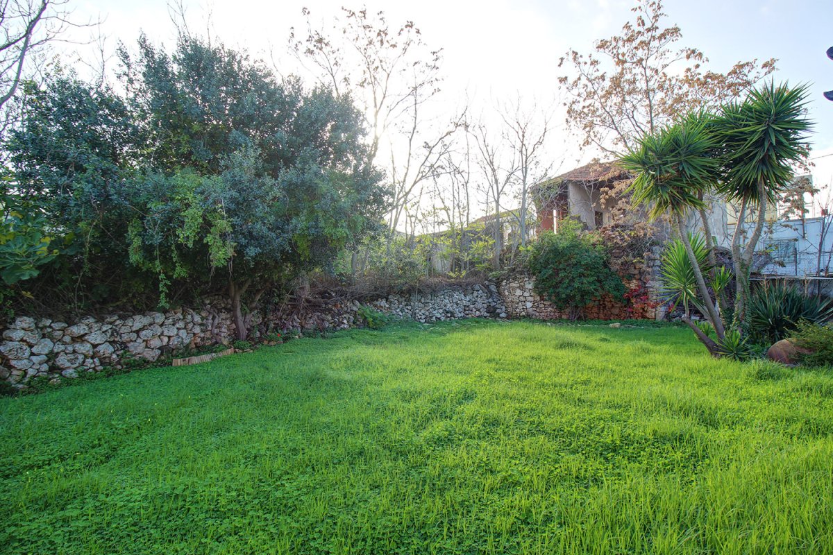 Property 21