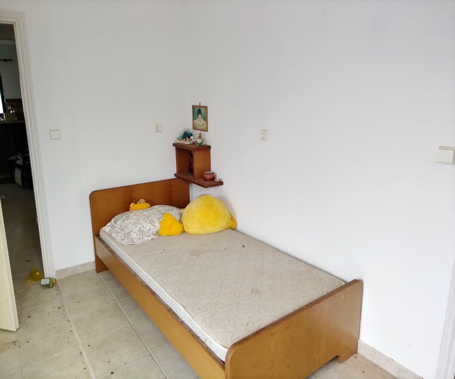 Property 32