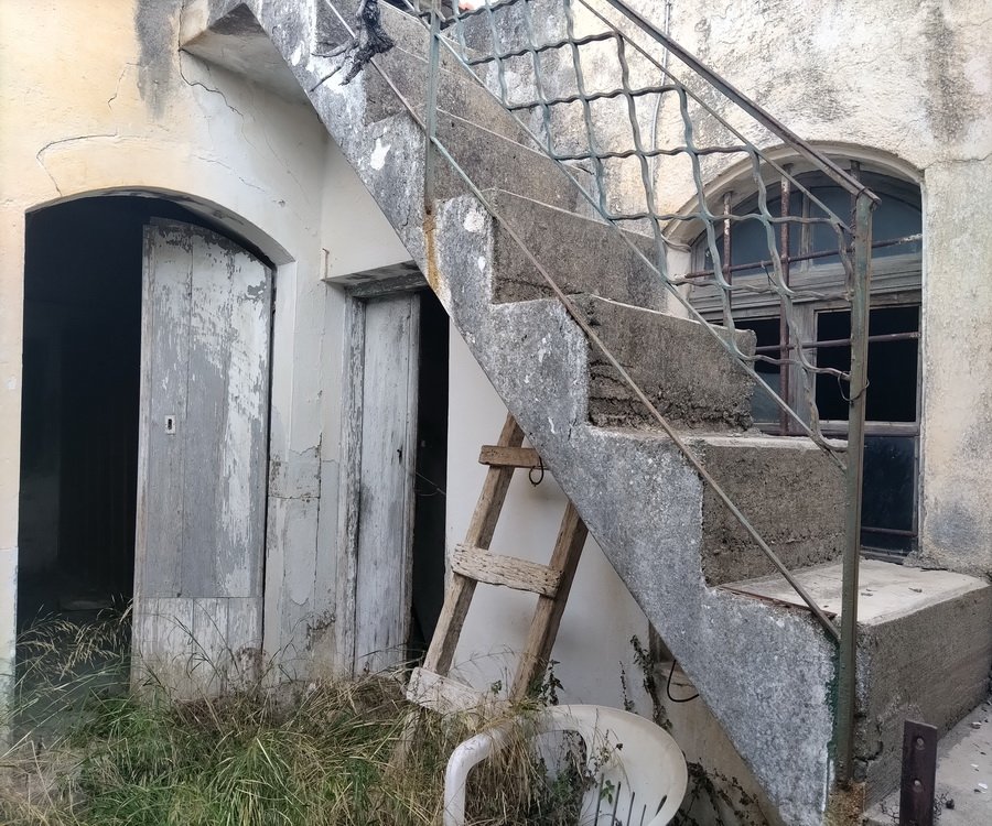 Property 32