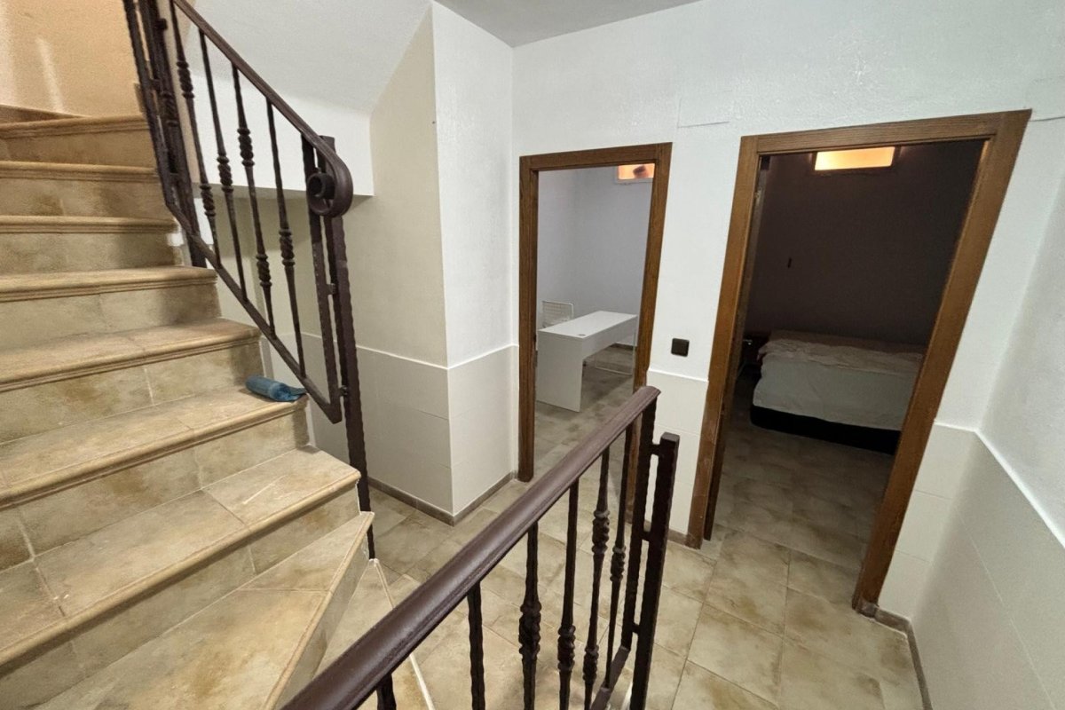 Proprietate 20