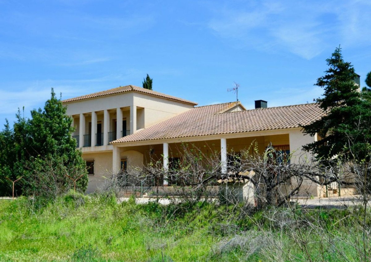 Propiedad 24