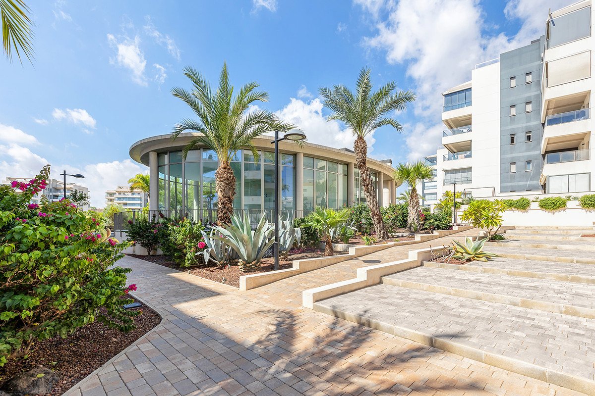 Propiedad 25