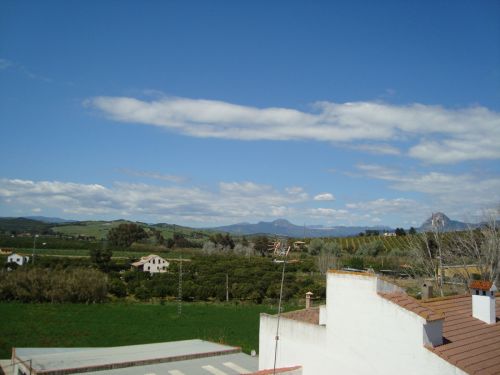 R4557421