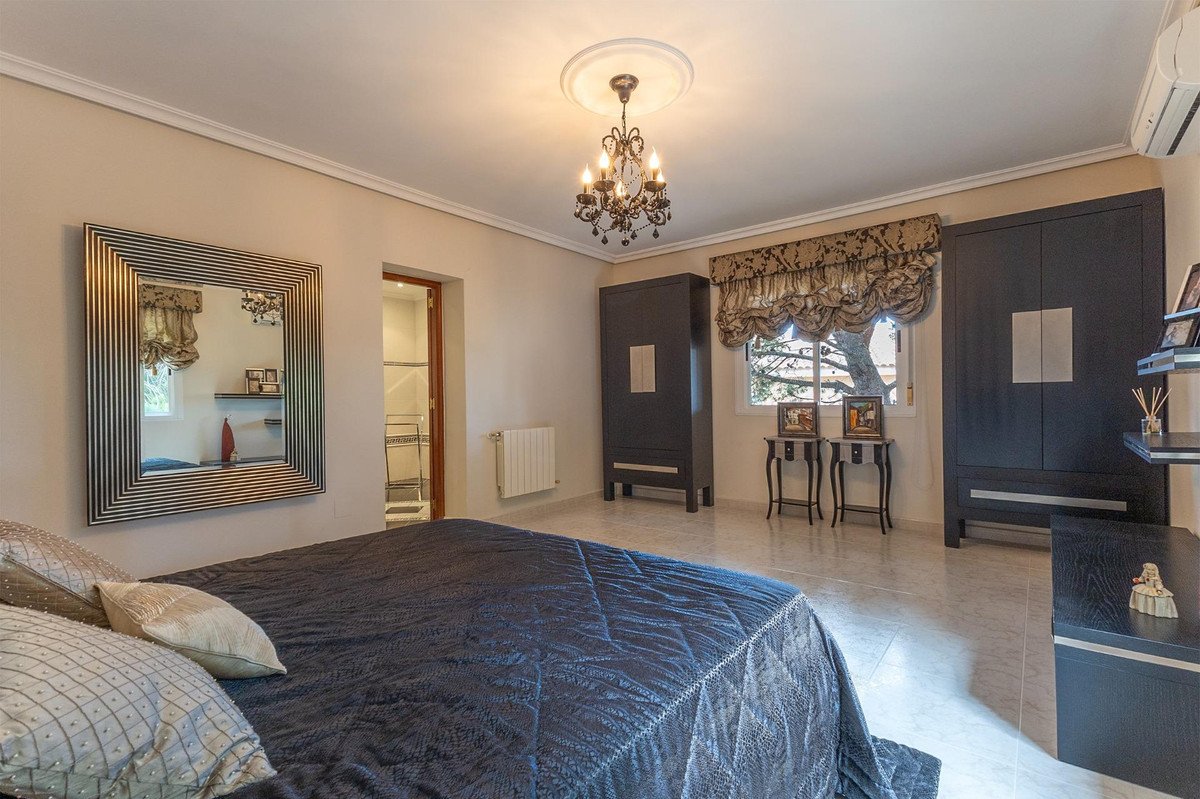 Propiedad 33