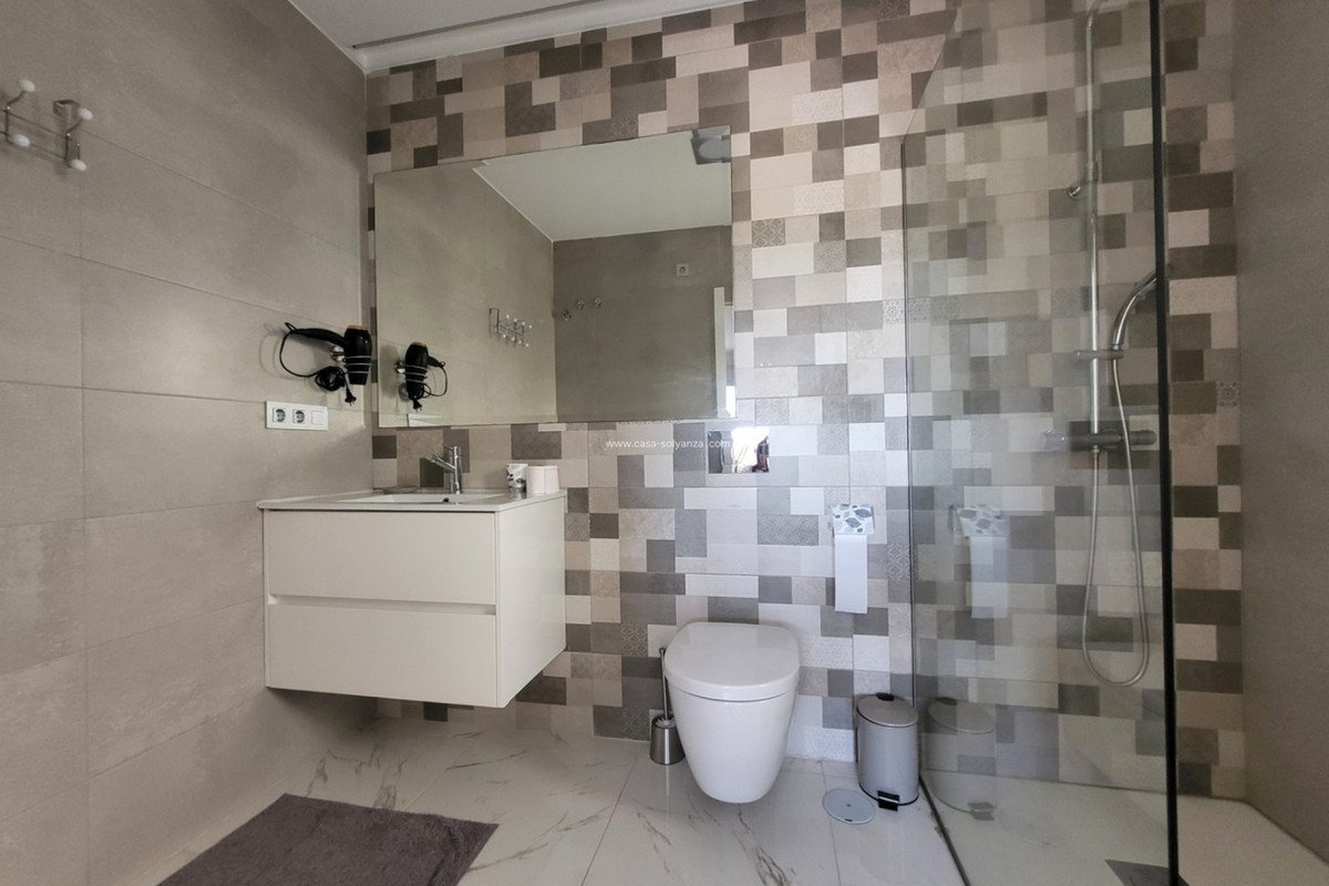 Propiedad 16