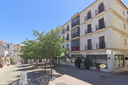 R4677988