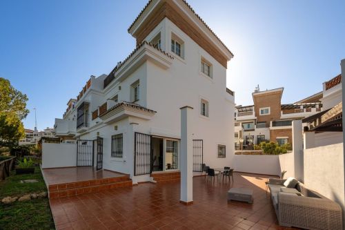 R4950034