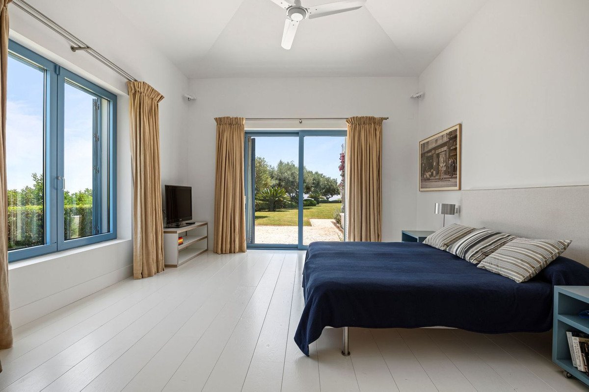 Propiedad 25