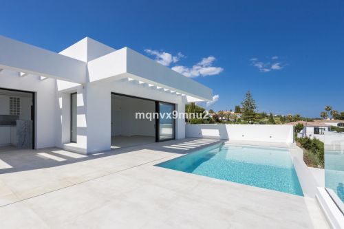 R3348271
