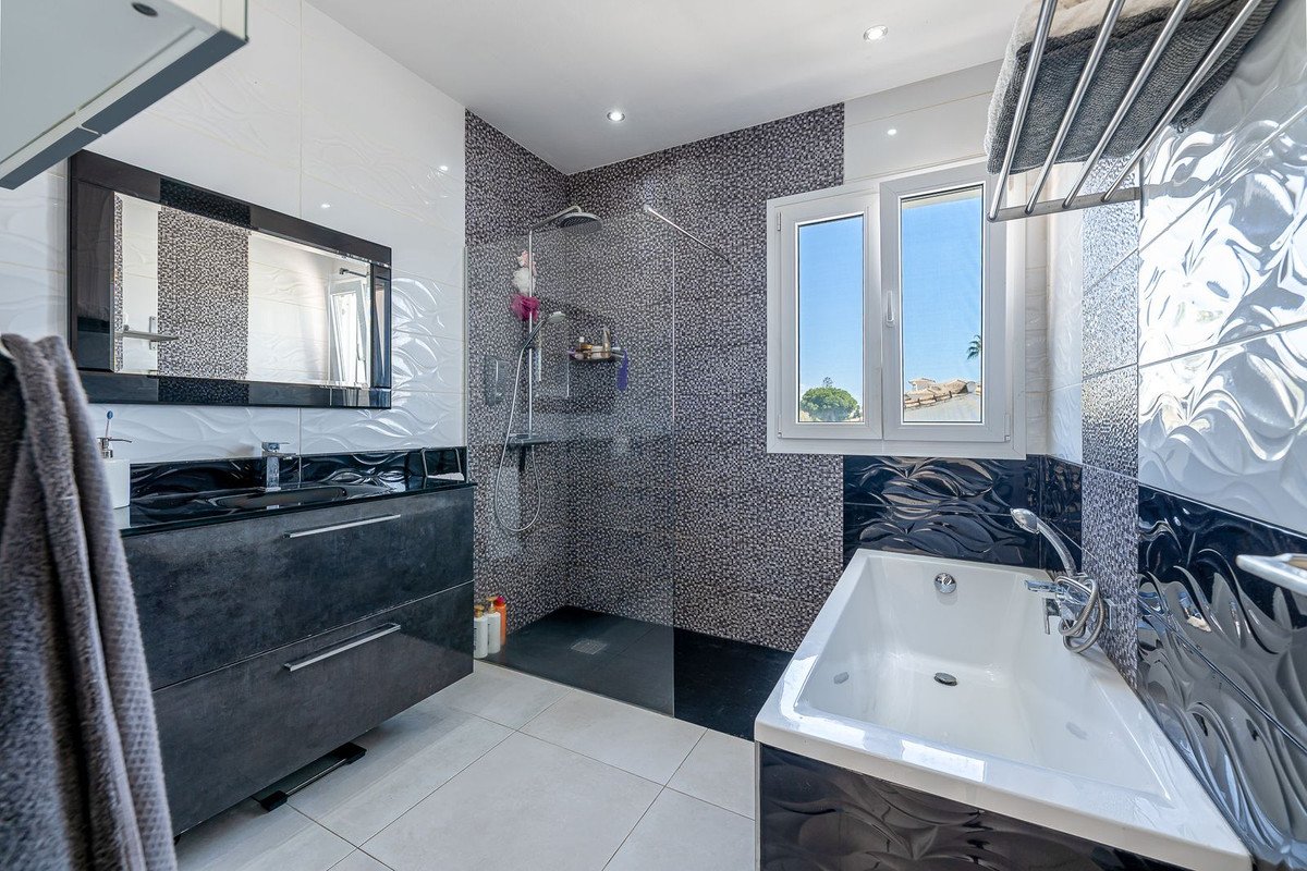 Property 21