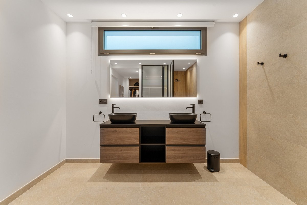 Property 28