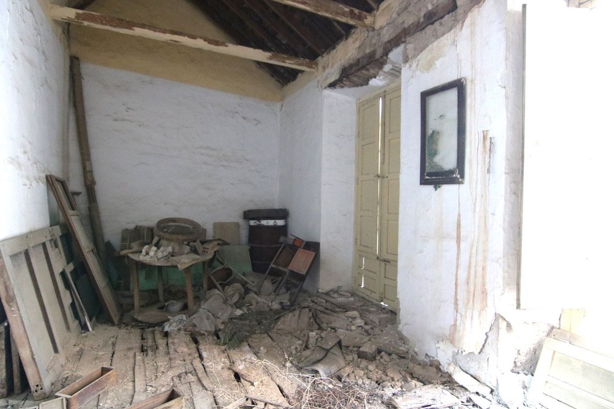 Property 16