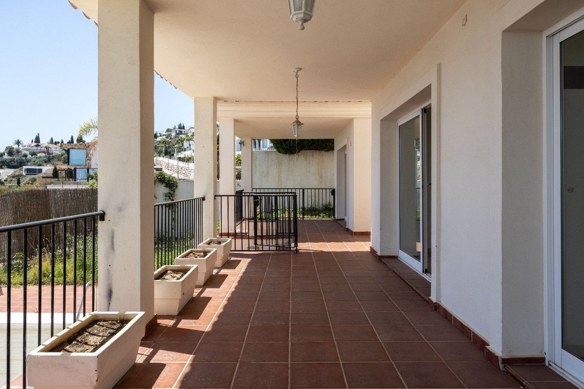 Property 23