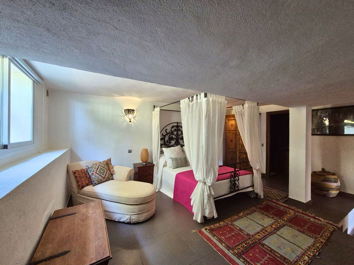 Property 25