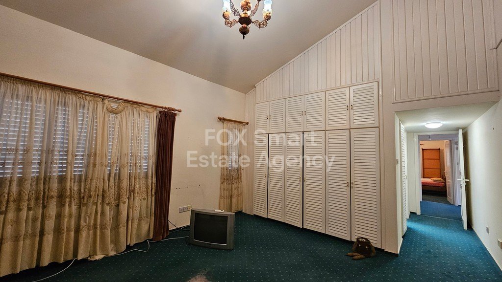 Property 16