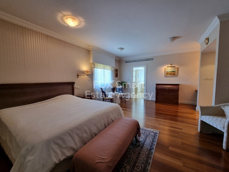 Property 23