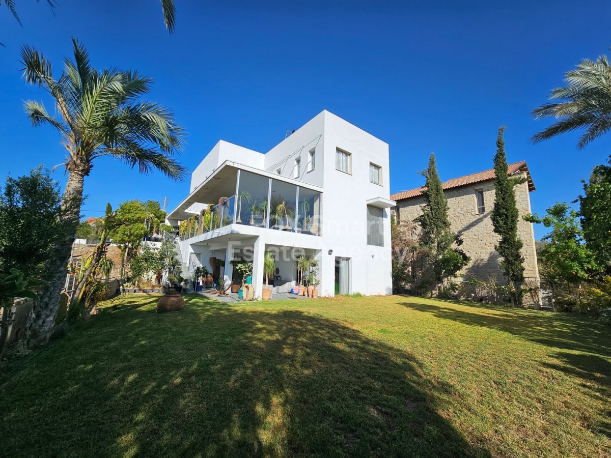 Property 23