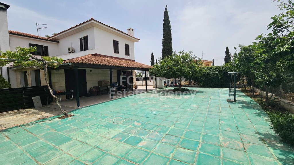Property 28