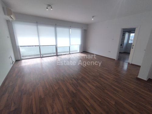 48912