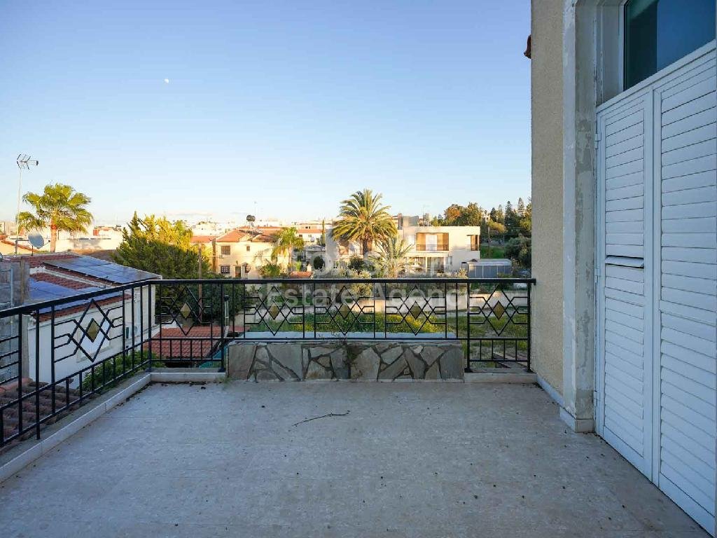 Property 32
